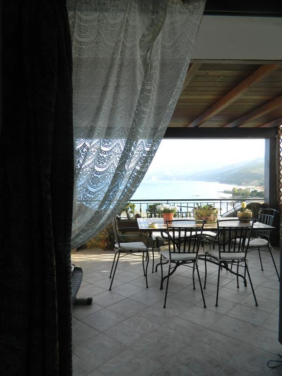 Appartamento Picasso Cala Gonone Luaran gambar